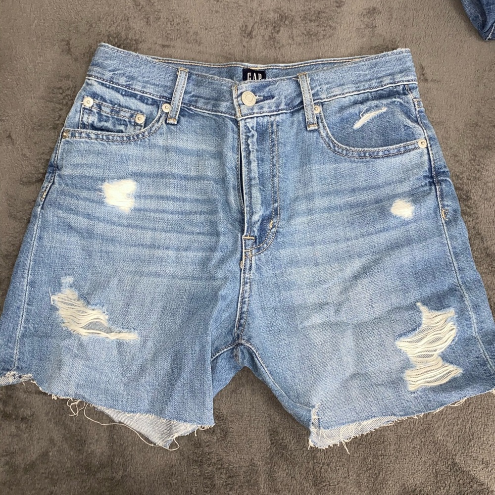 Gap Distressed Denom